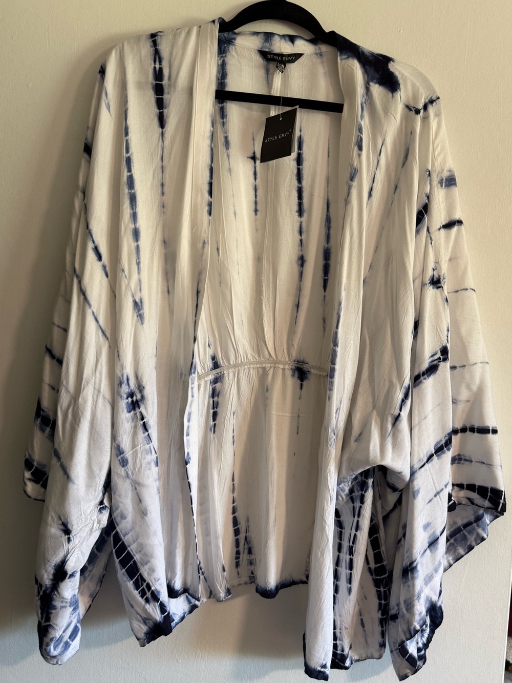 Style Envy White Blue Tie Dye Kimono Cardigan Top L/XL Boho Open Front Rayon
